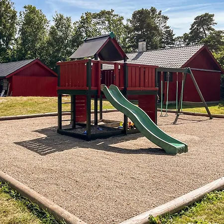 3 Bedroom Awesome In Neksø